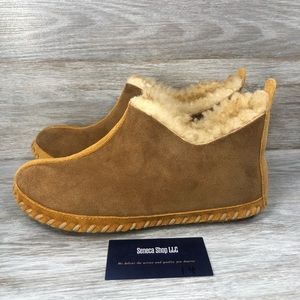 L.L. Bean Woman’s Wicked good Moccasins slippers Sz 8